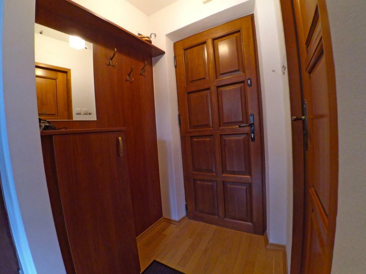 Апартаменти Apartament Columbus Устрики-Долішні Екстер'єр фото